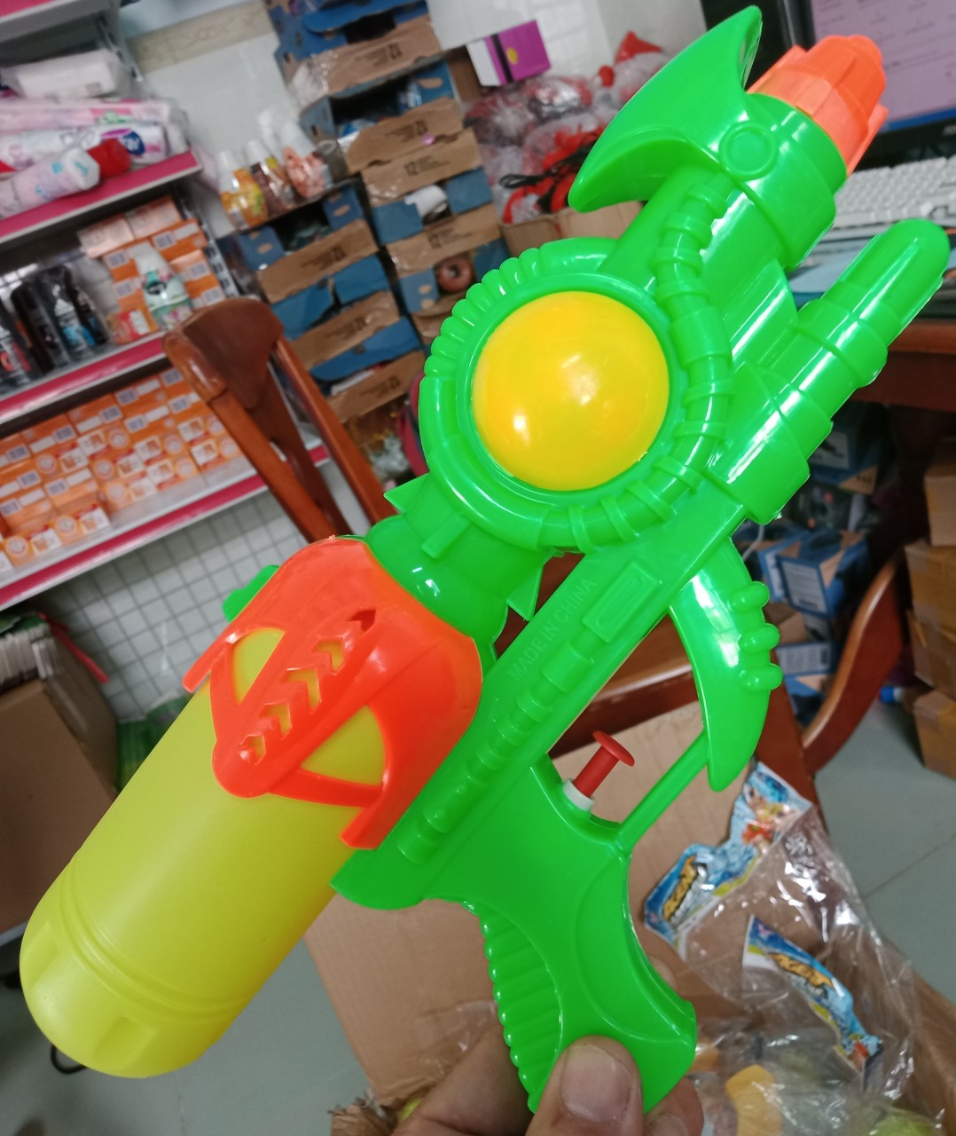 Súng nước đồ chơi cho bé loại lớn 28 cm