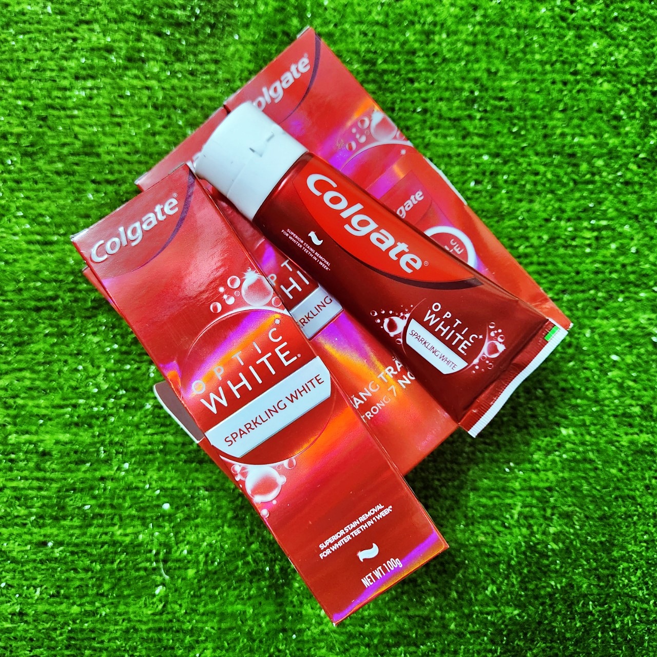 Kem đánh răng colgate optic white sparkling white 100g - lq059