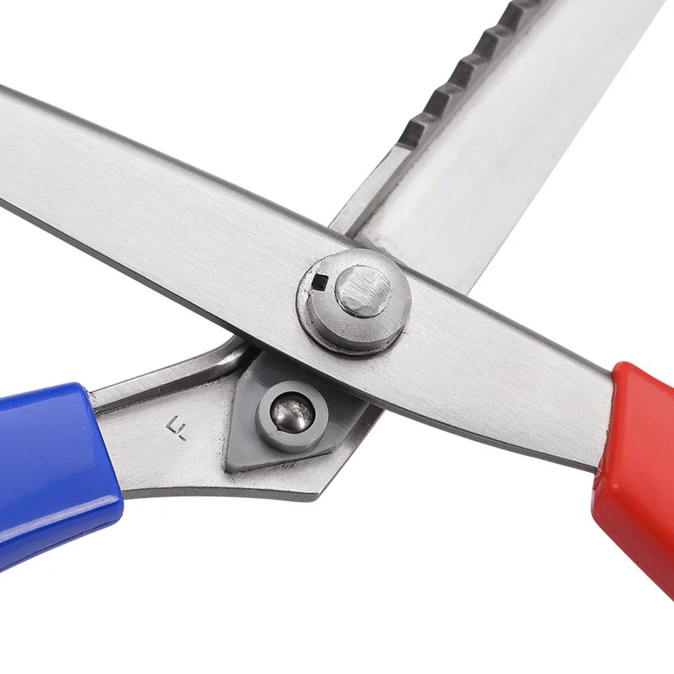 KÉO CẮT VẢI RĂNG CƯA TC-230 AKTION