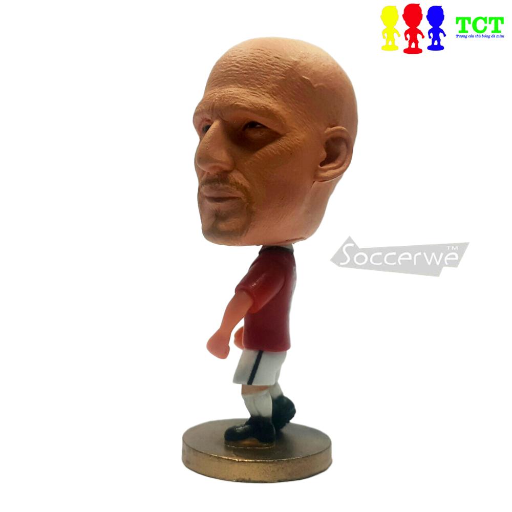 Tượng cầu thủ bóng đá Stam Clb MU