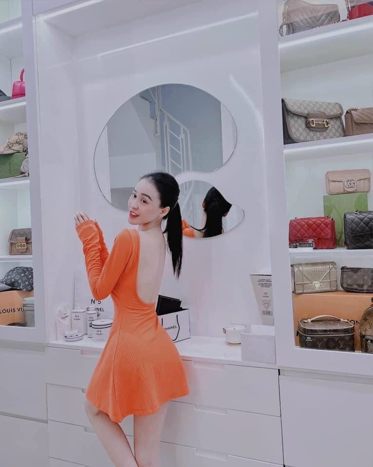 Đầm hở lưng tay dài - đầm xoè By candystyle
