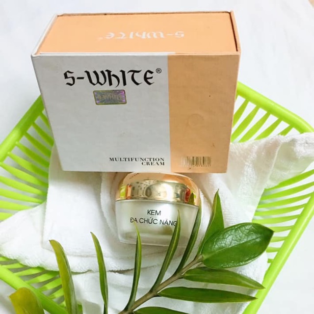 KEM FACE ĐA CHỨC NĂNG DƯỠNG DA SWHITE