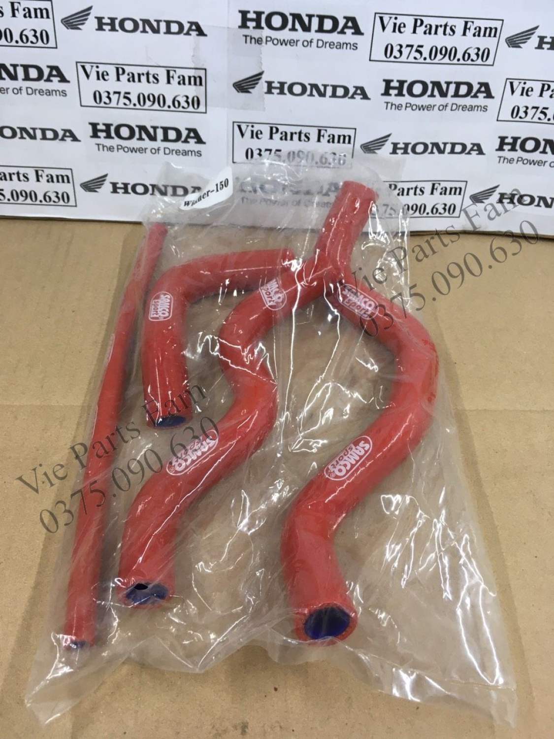 Bộ ống nước màu đỏ xe Winner V1, Winner đời đầu, Winner X, Sonic Giá 300,000 Đồng*Miễn phí vận chuyển