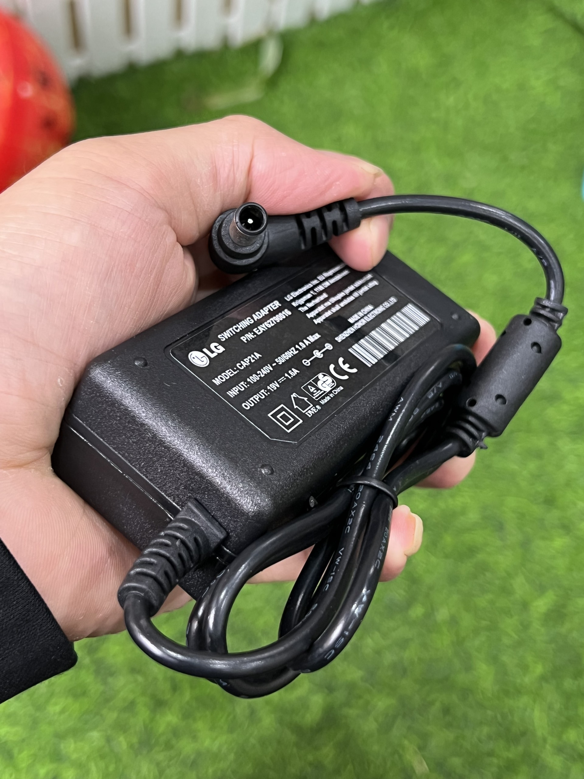 Adapter (Nguồn ) Lg 19v 1.6a