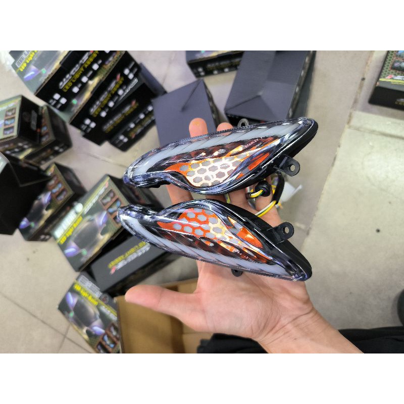 LED Xi nhan tích hợp demi cho Wave