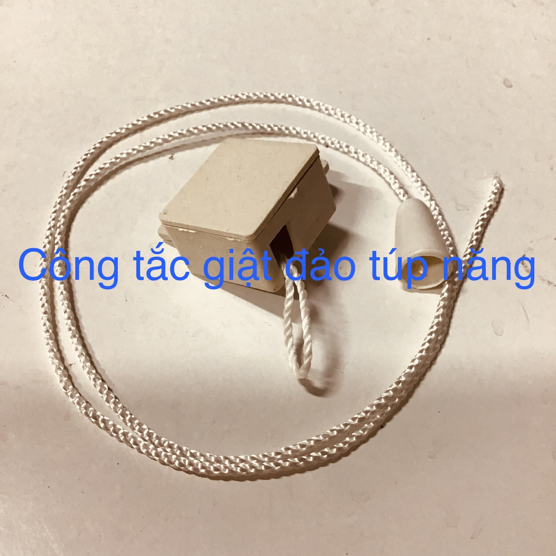 Combo 2 cái công tắc giựt quạt đảo tuốc năng điện chức năng on - off đảo