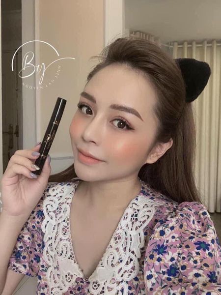 BÚT KẺ MẮT 2 ĐẦU QIC k lem , k trôi