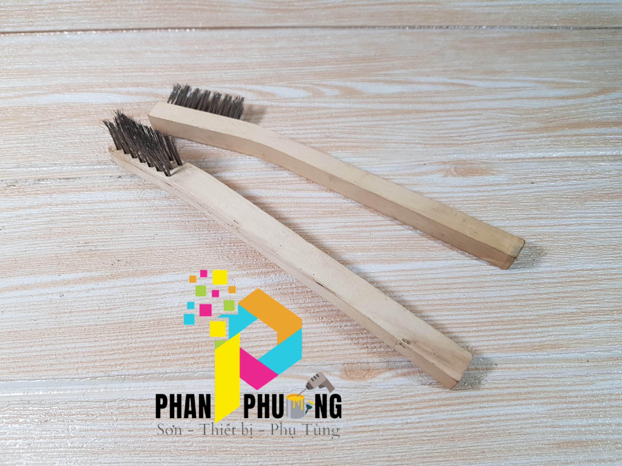 BÀN CHẢI CƯỚC