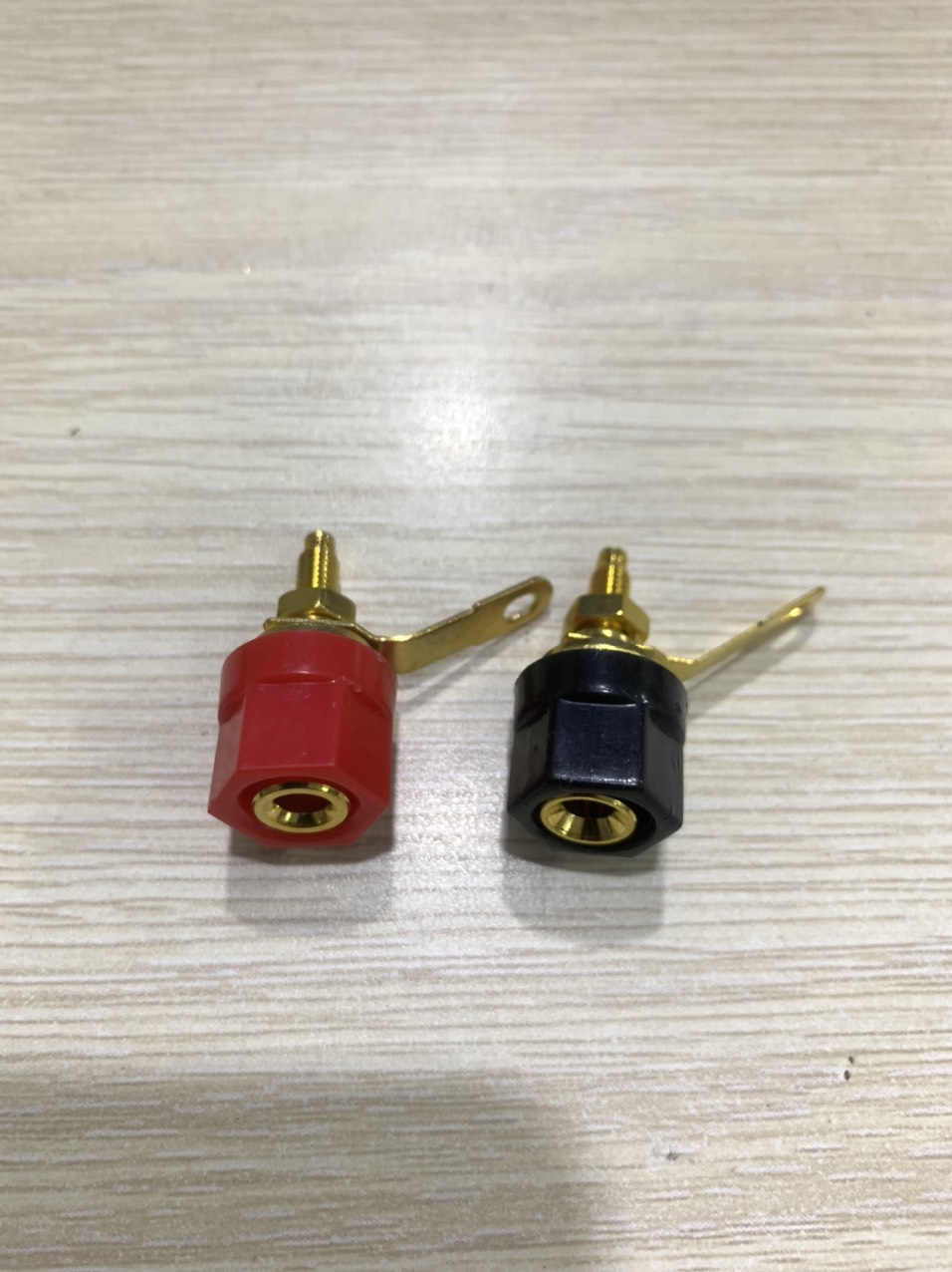 Cọc loa đơn (1 cặp) - trạm loa 301