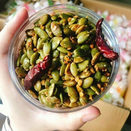250Gram hạt bí tách vỏ rang tỏi ớt