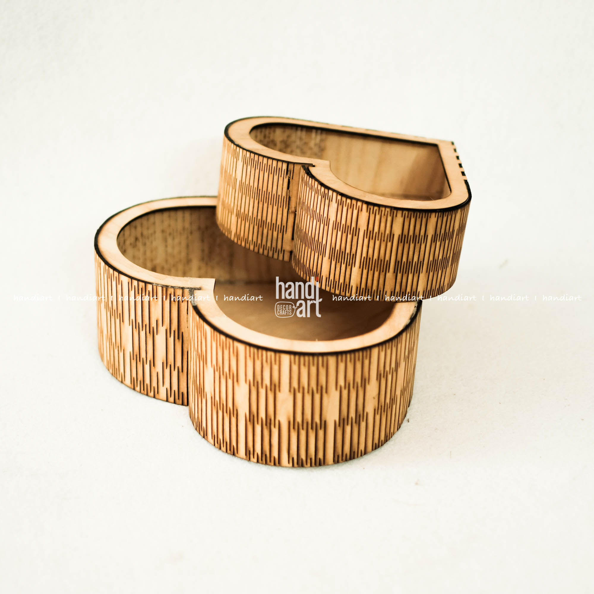 Khay gỗ gói quà hình trái tim