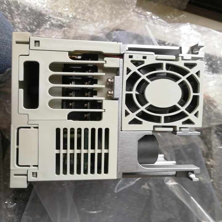 FR-E540-1.5K Biến tần cấp 1 pha hoặc 3 pha 380v loại 1.5KW