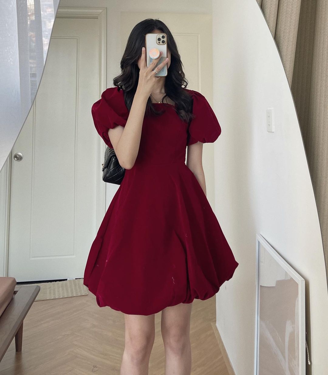 Đầm đỏ dáng xòe, đầm vải nhung mà đỏ xinh xắn diện noel Rosabela Dress -  Đầm, váy nữ | ThờiTrangNữ.vn