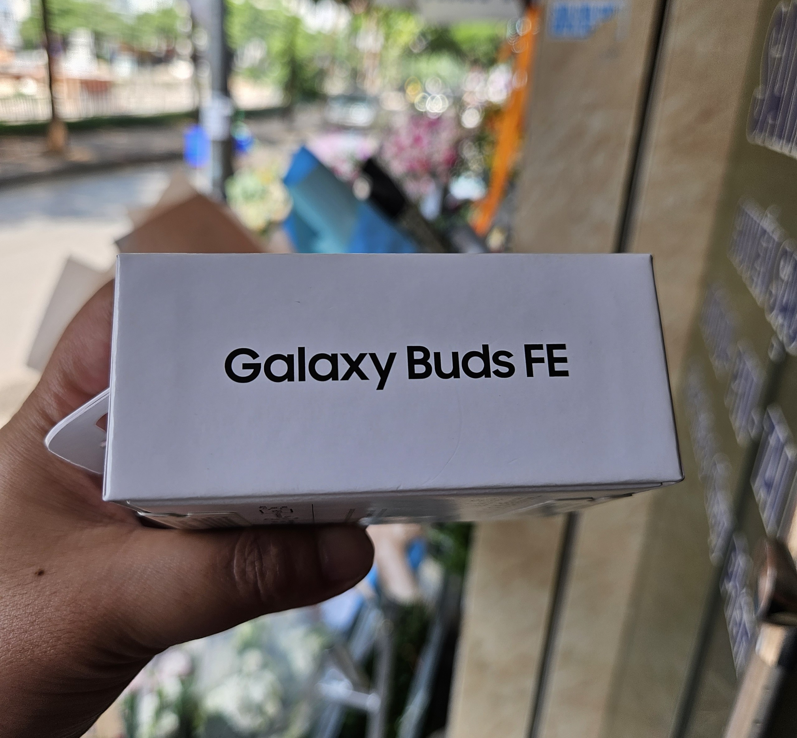 Tai Nghe Bluetooth Samsung Galaxy Buds FE /Buds core- Tai Nghe Không Dây Chống Nước Có Thể Kết Nối Đôi, Nhỏ Gọn