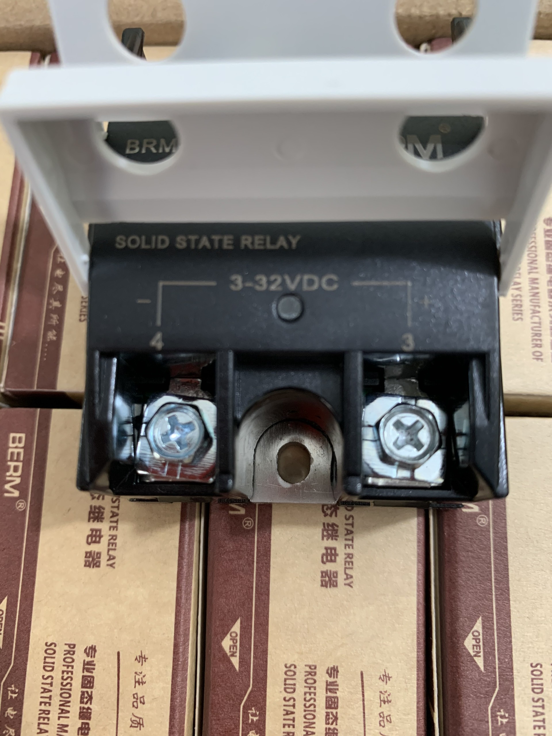 Rơ le bán dẫn (SSR) Berm BRM-40VA , DA , AA