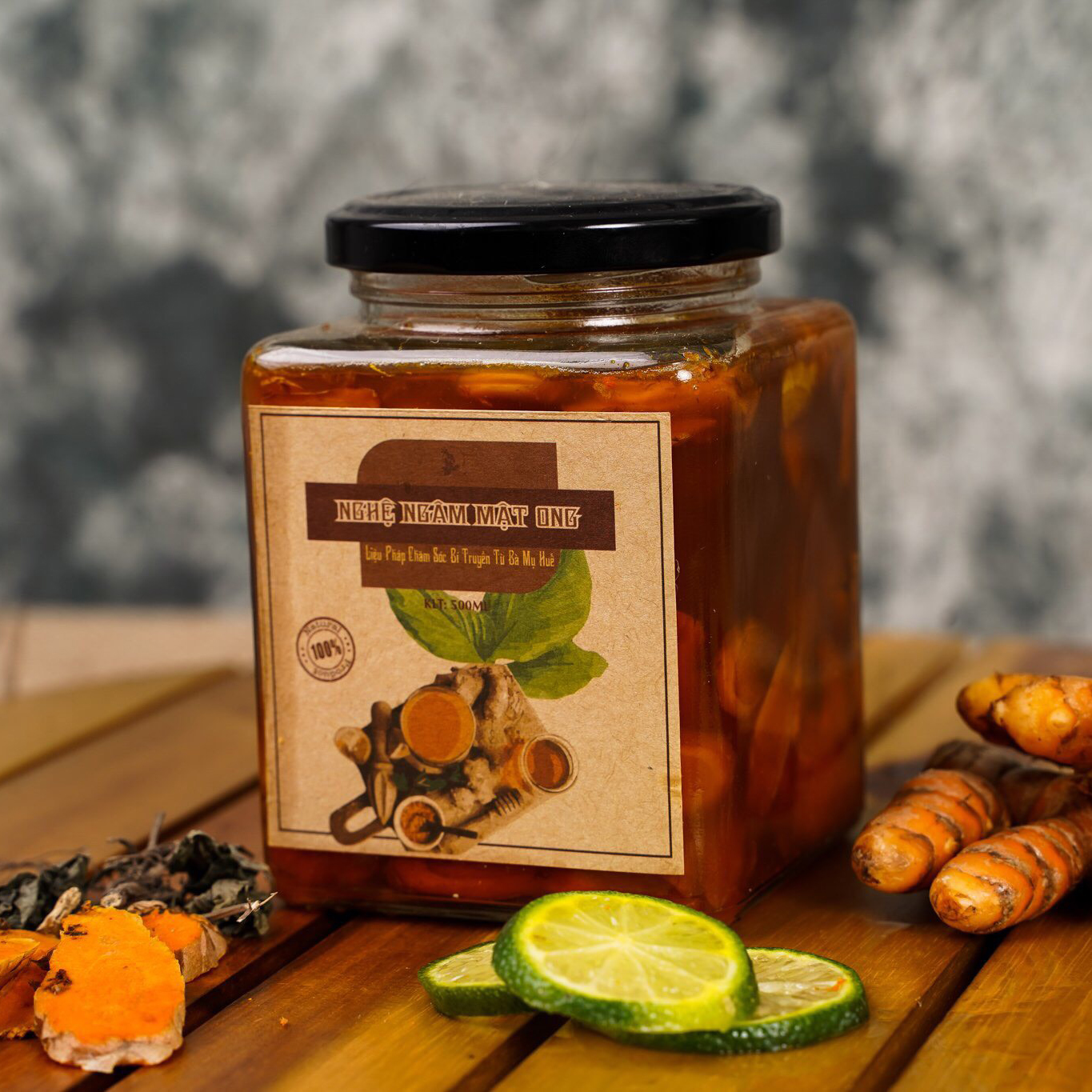 Nghệ ngâm mật ong NatuQueens