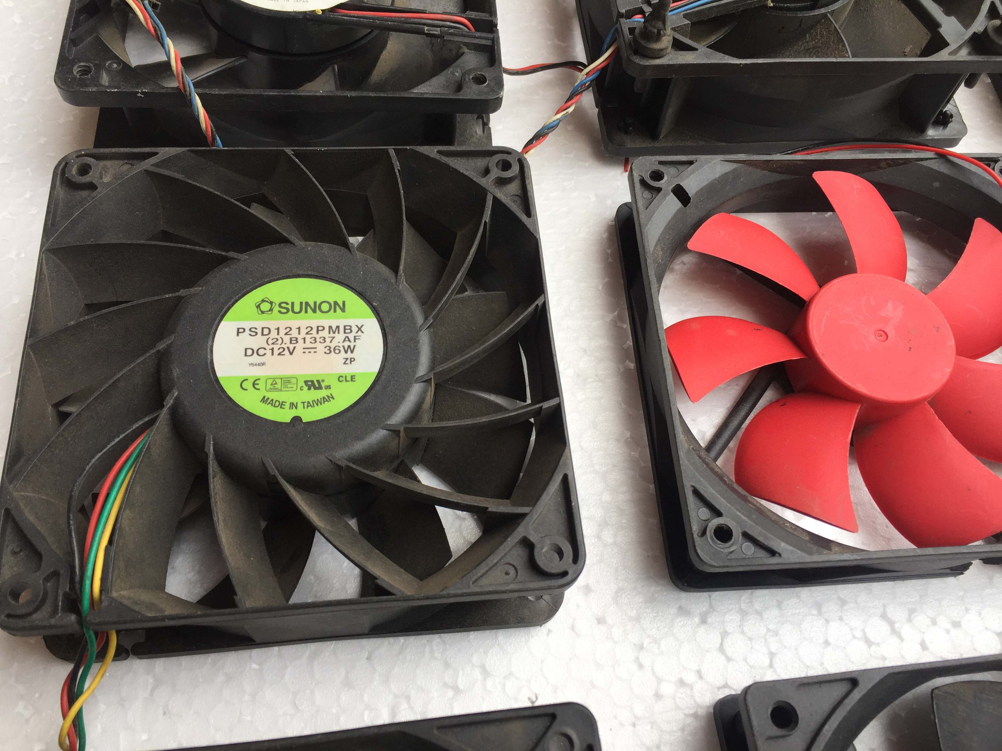 12V Cooling Fan, Size 12X12Cm, Current 0.2A-0.5A