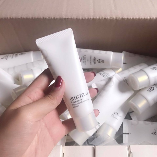 Sữa rửa mặt Sum 37 skin saver essential (40ml)