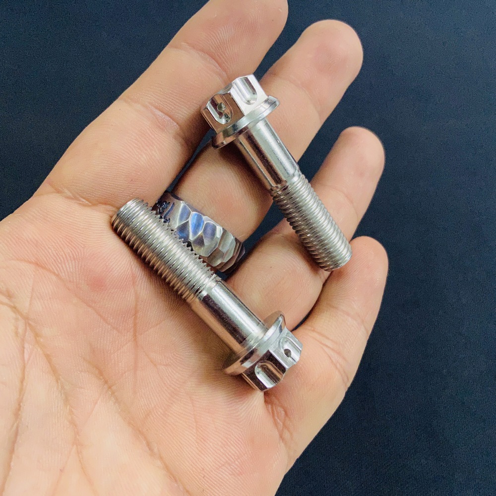 TRỌN BỘ 2 ỐC 10 LY DÀI 4 PHÂN, ỐC SALAYA GẮN PHUỘC SAU CÁC DÒNG XE YAMAHA SIRIUS YUPITER EXCITER