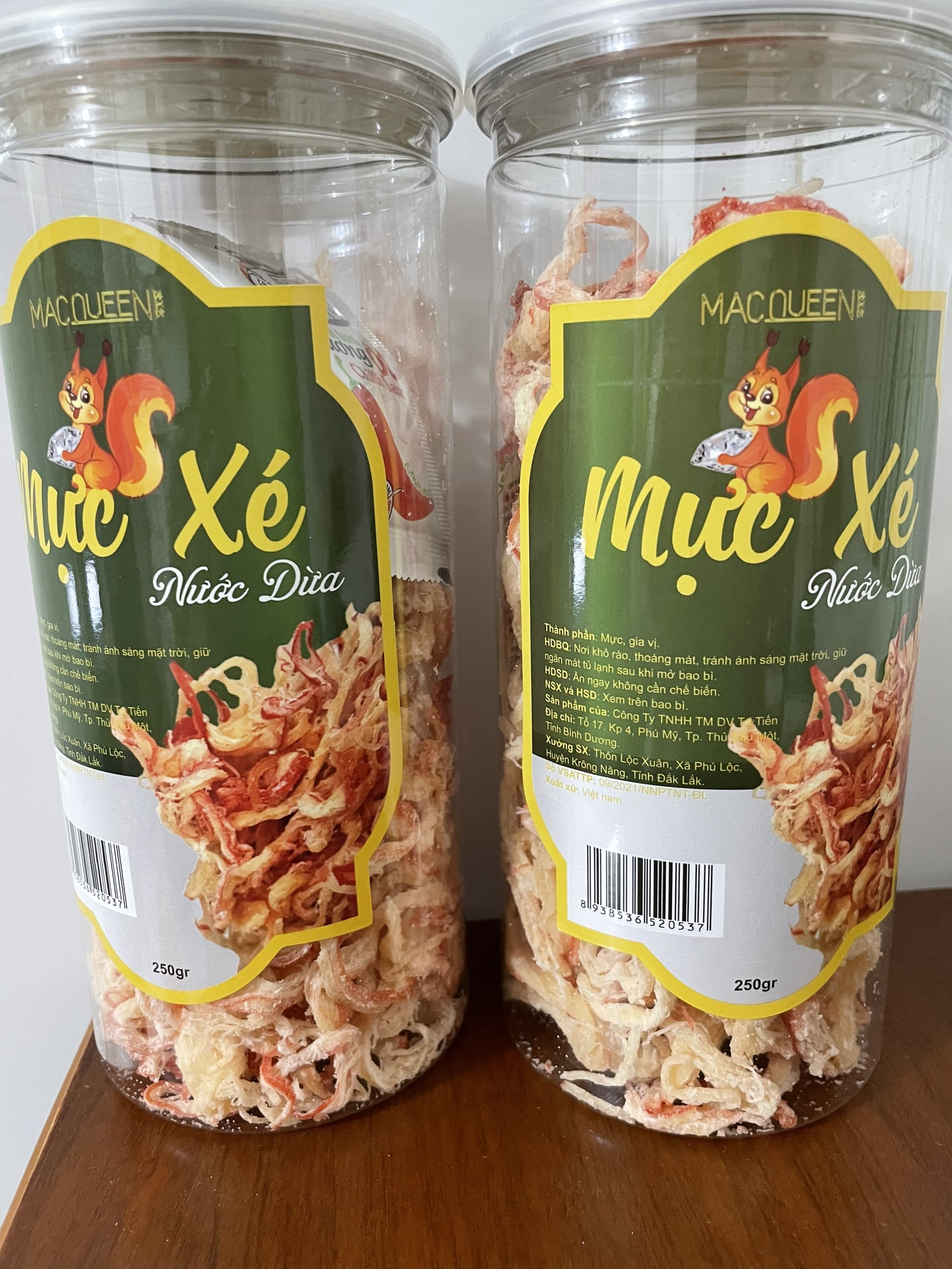 Mực hấp nước dừa xé sợi cực ngon hộp 250Gr