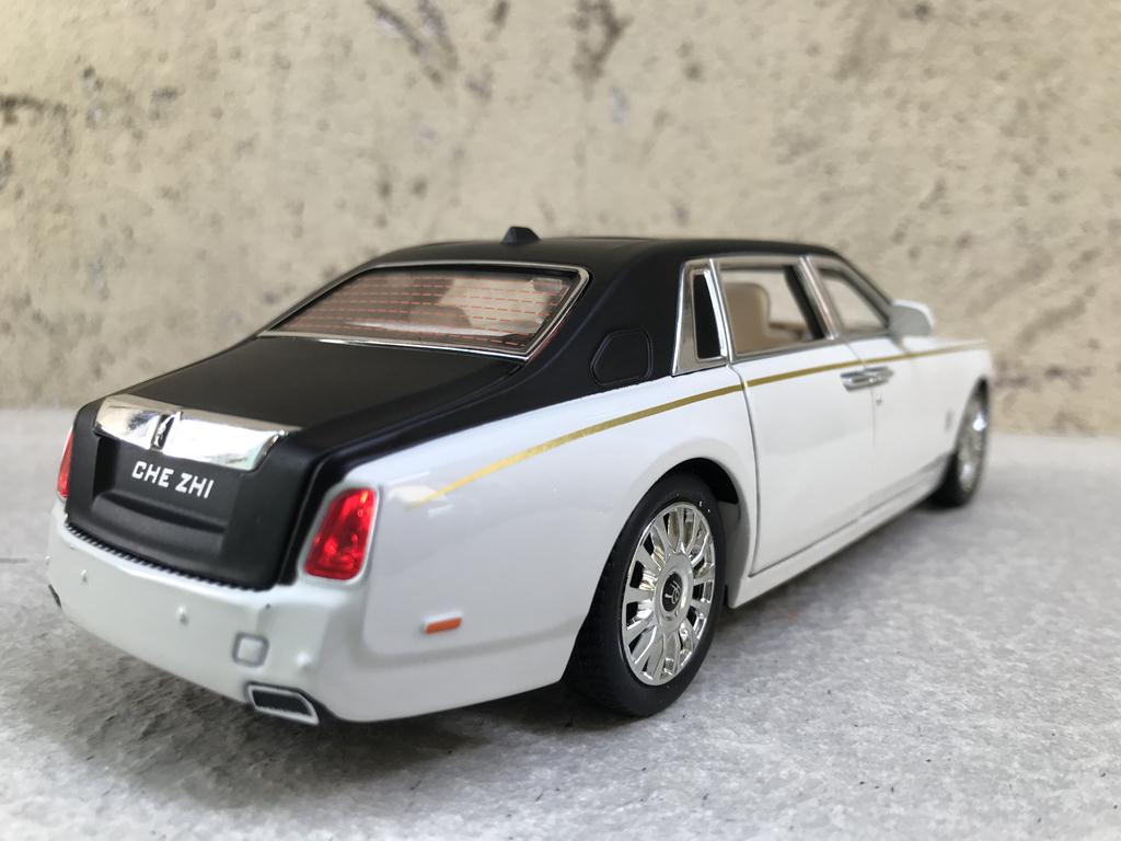 [HCM]Mô hình xe ô tô Rolls-Royce Phantom 2020 1:24