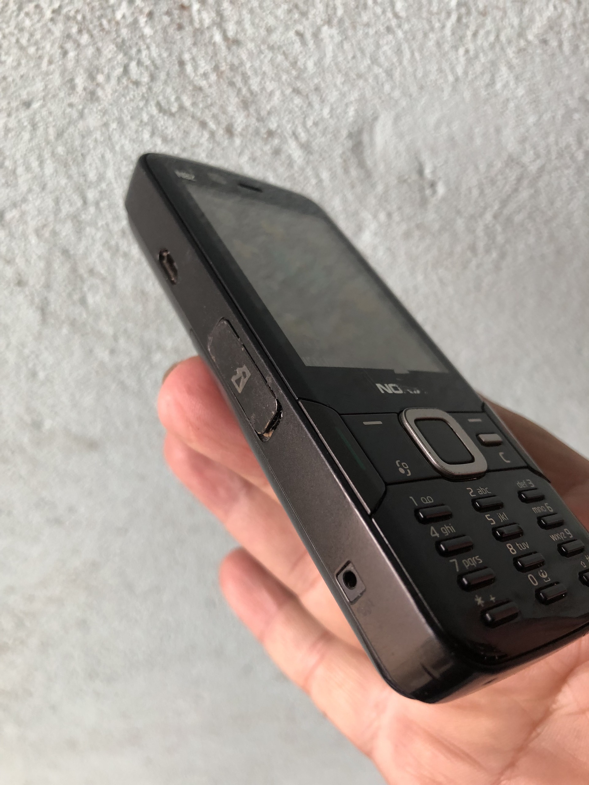 Nokia N82