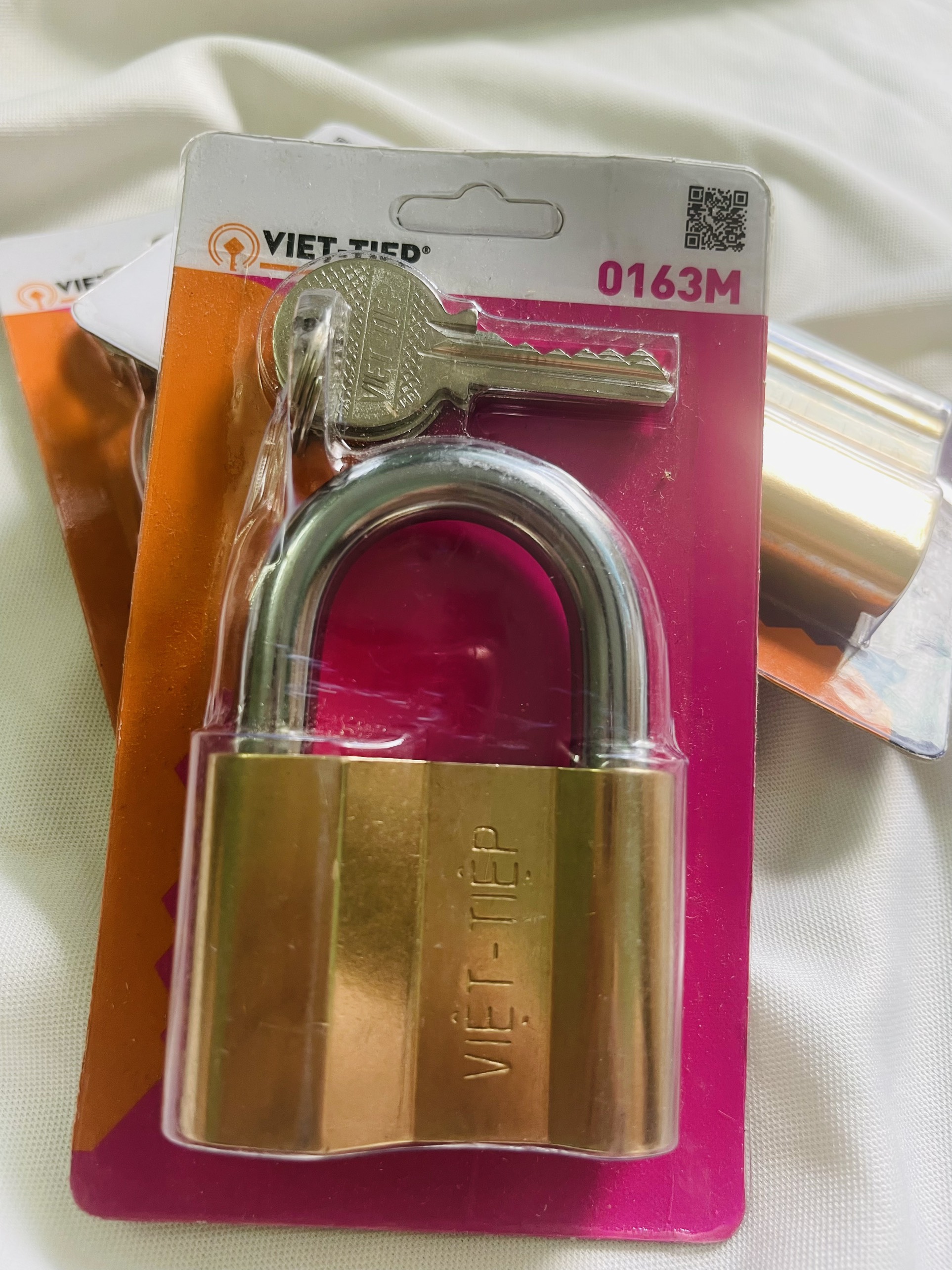 Khóa Việt Tiệp 63mm chính hãng