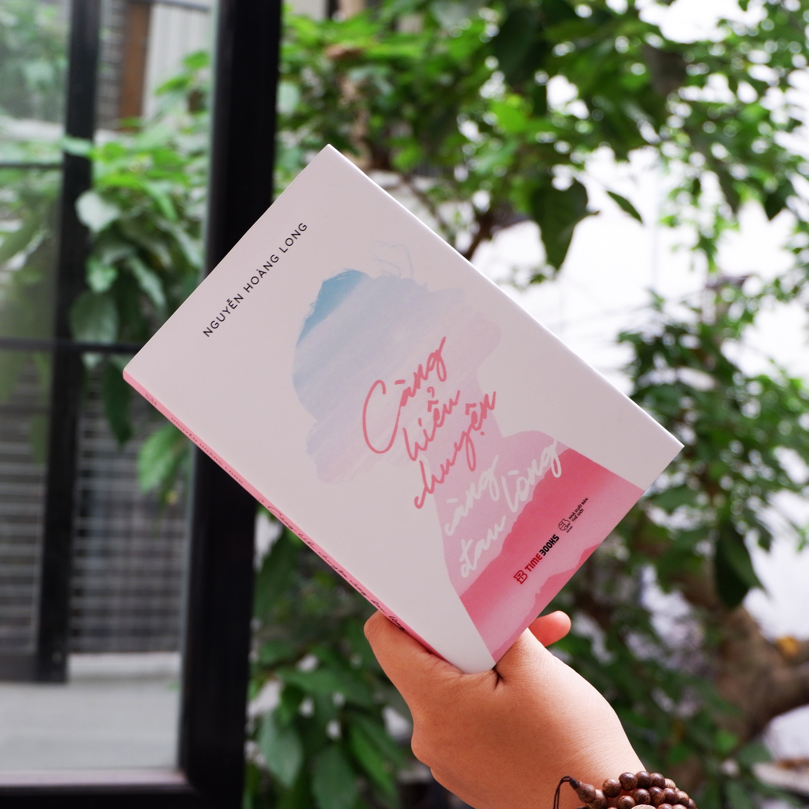 Timebooks - Càng Hiểu Chuyện Càng Đau Lòng
