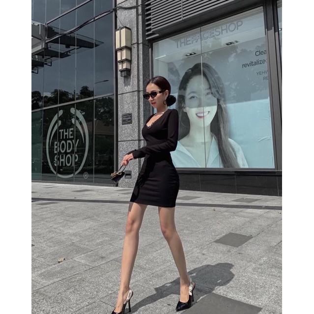 Đầm body gân viền ren