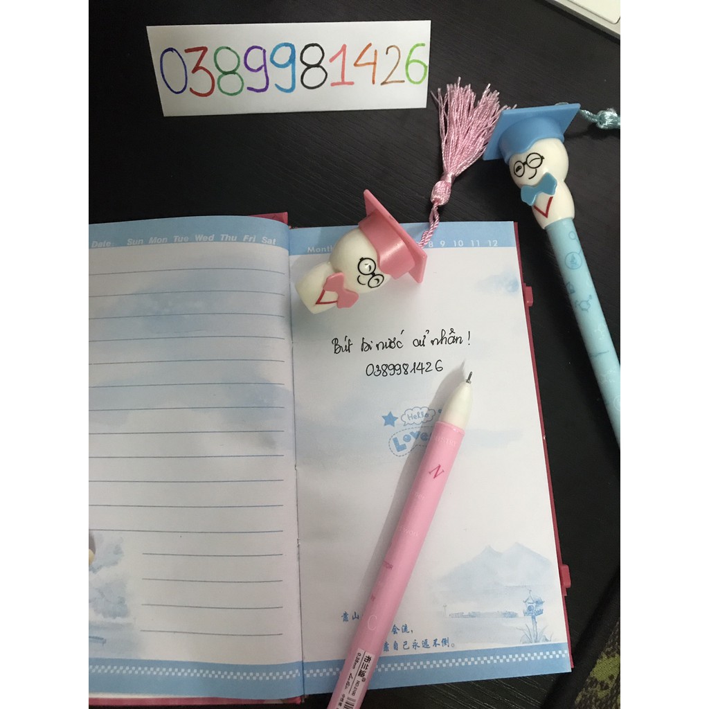 Bút Bi Nước Hình Cử Nhân