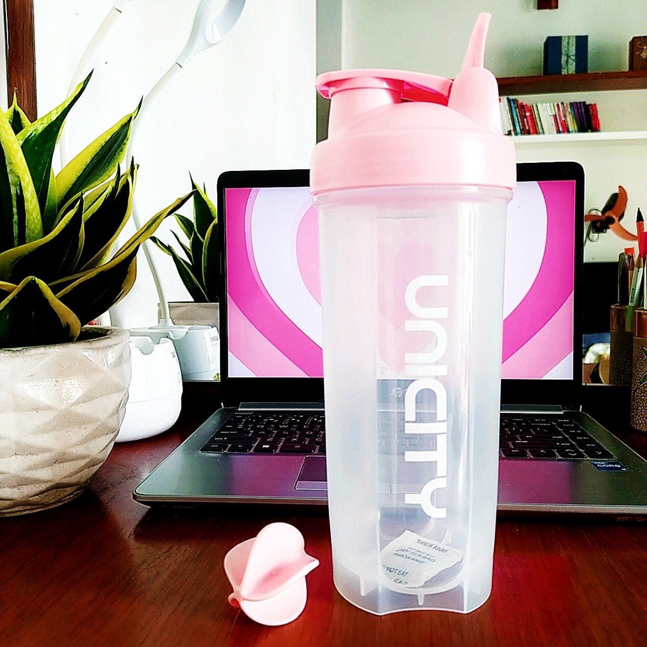 Bình lắc Unicity 700ml - Không chứa BPA