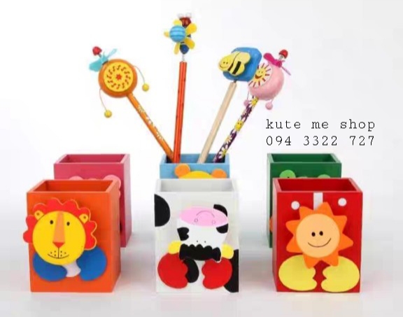 Hộp gỗ cắm bút cho bé