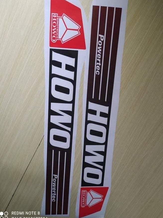 CẶP TEM DÁN TRANG TRÍ CÁNH CỬA XE HOWO