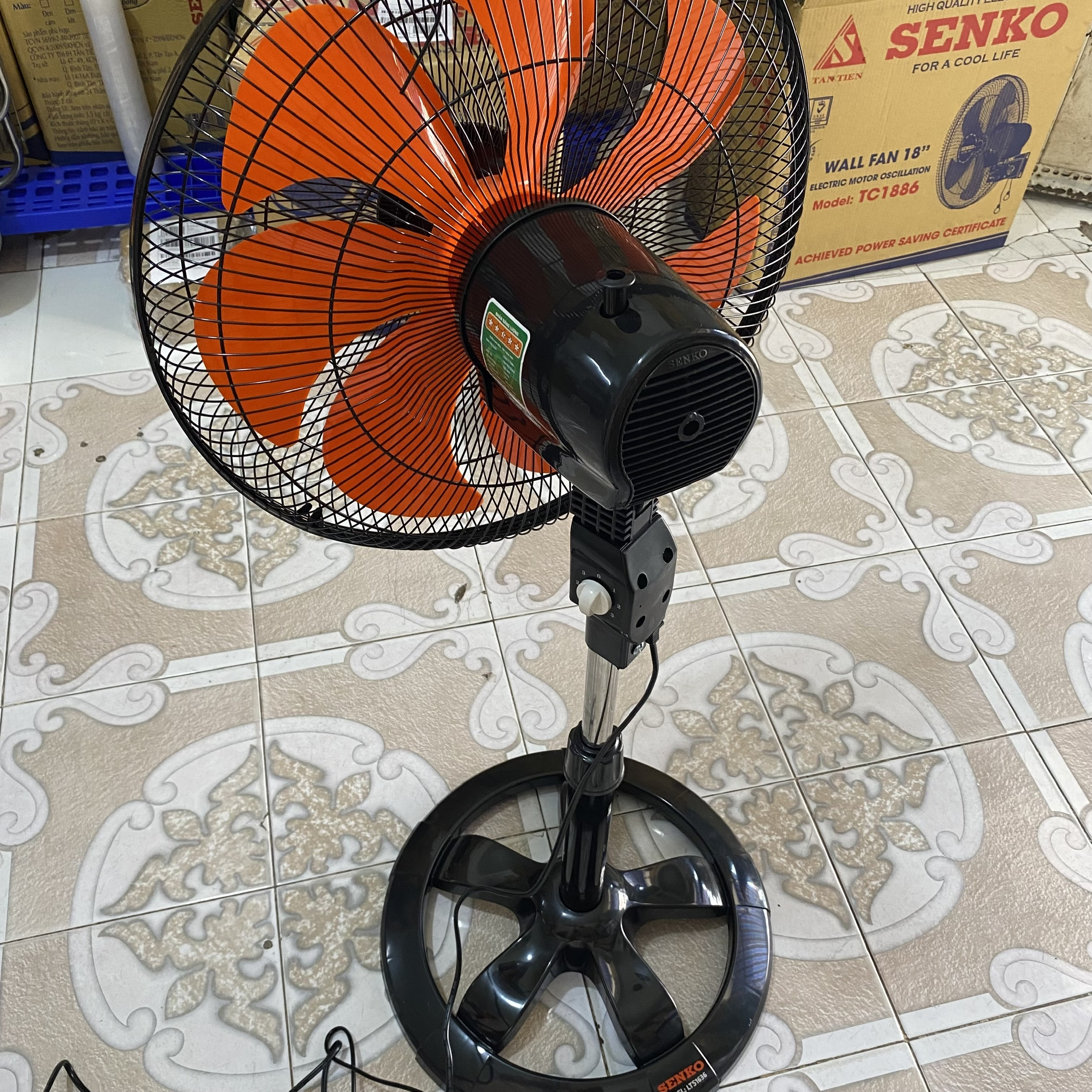 Senko - Quạt lỡ thân sắt LTS1636, 7 cánh