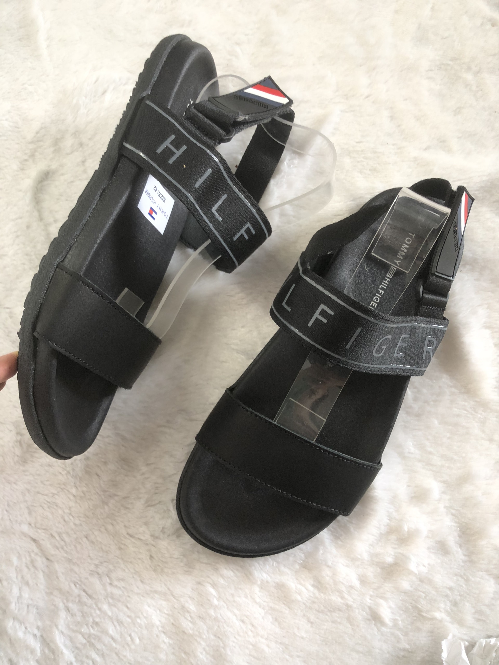 Sandal Tom 1 ngang -Hỗ trợ khâu