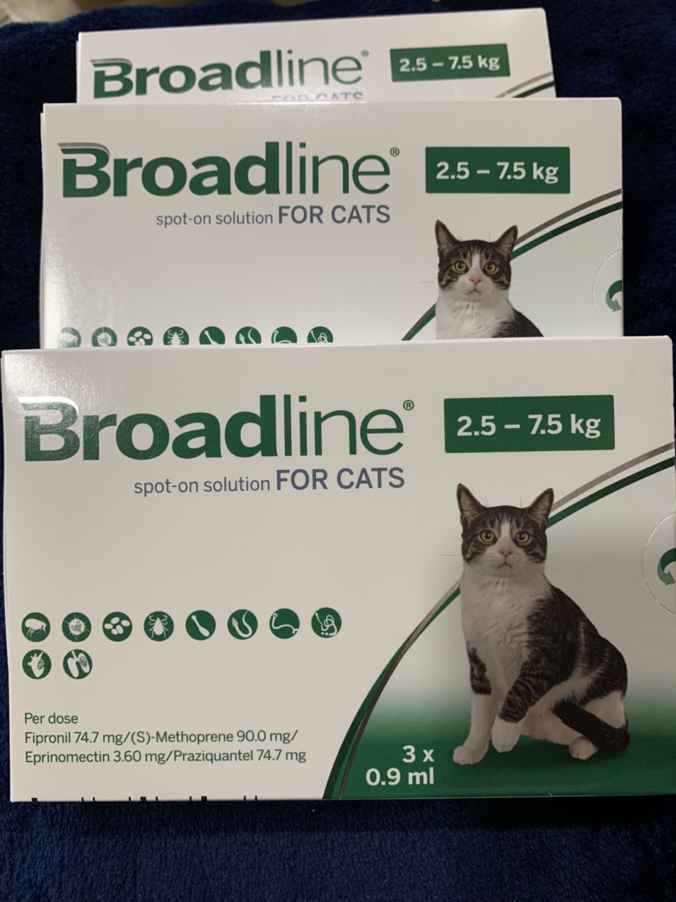 Một Tuýp nhỏ gáy dành cho mèo cưng của bạn Broadline 2,5-7,5kg 1 tuýp
