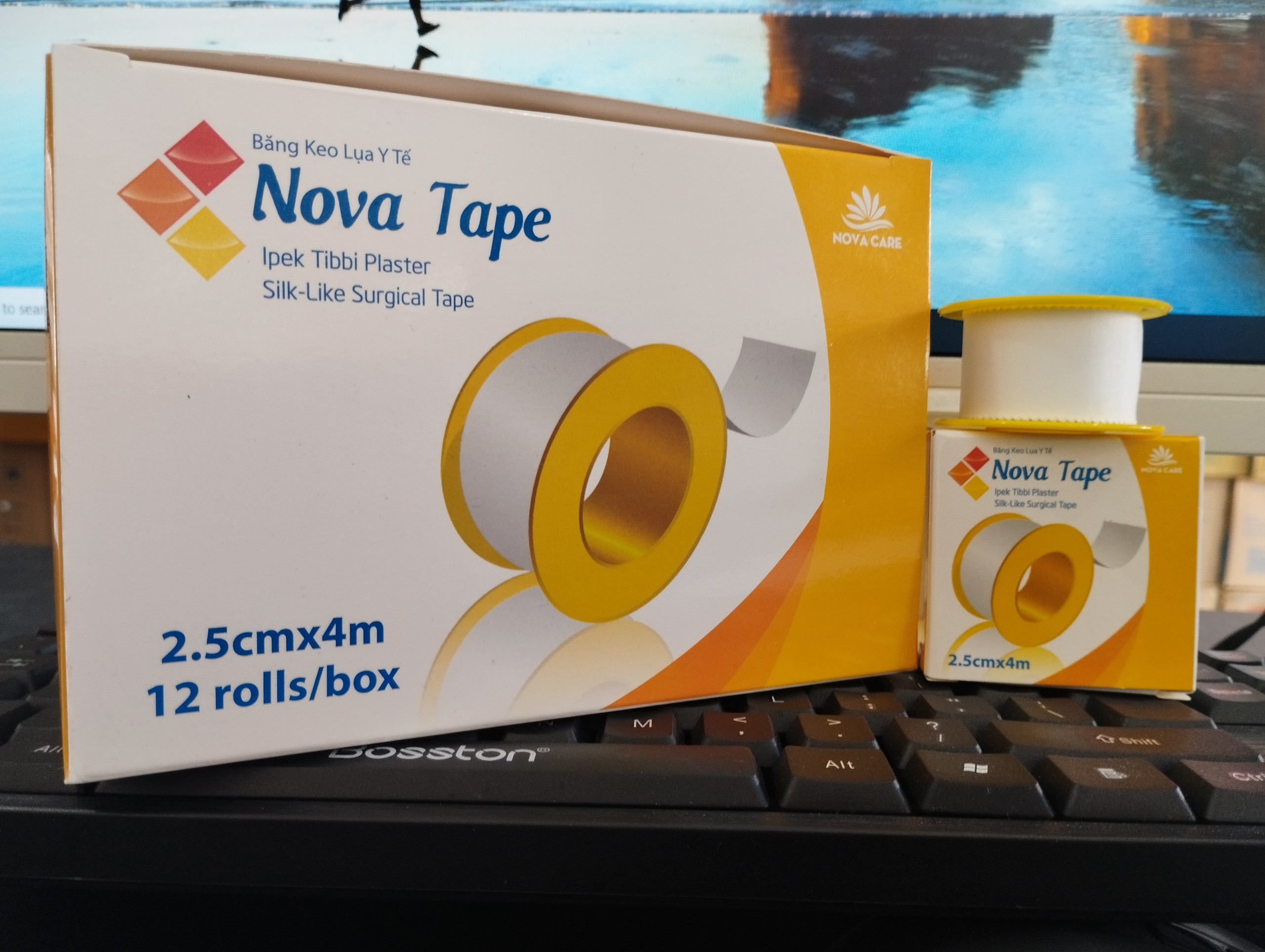 [Hộp 12 cuộn] Băng keo lụa Nova Tap (Kích thước 2.5cm x 4m)