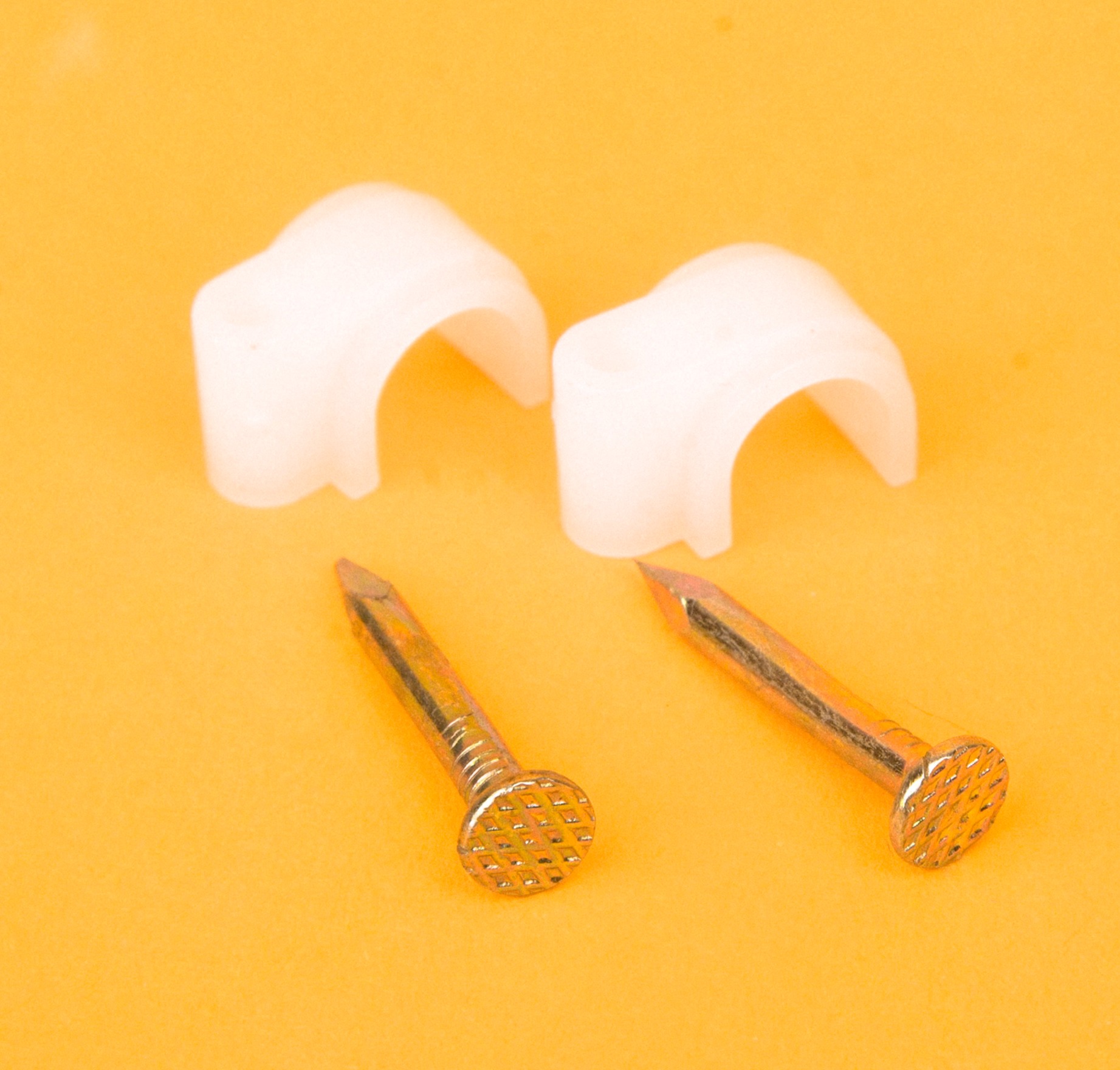 [HCM]100 Móc đóng ống dây điện 21mm