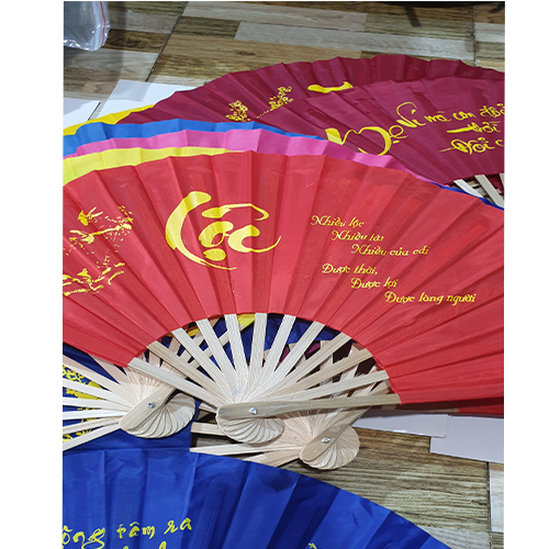 Quạt vải thư pháp & nhiều màu và kích cỡ