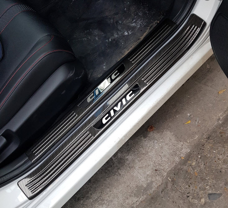 Ốp bậc cửa Honda Civic 2017-2021 vân Carbon