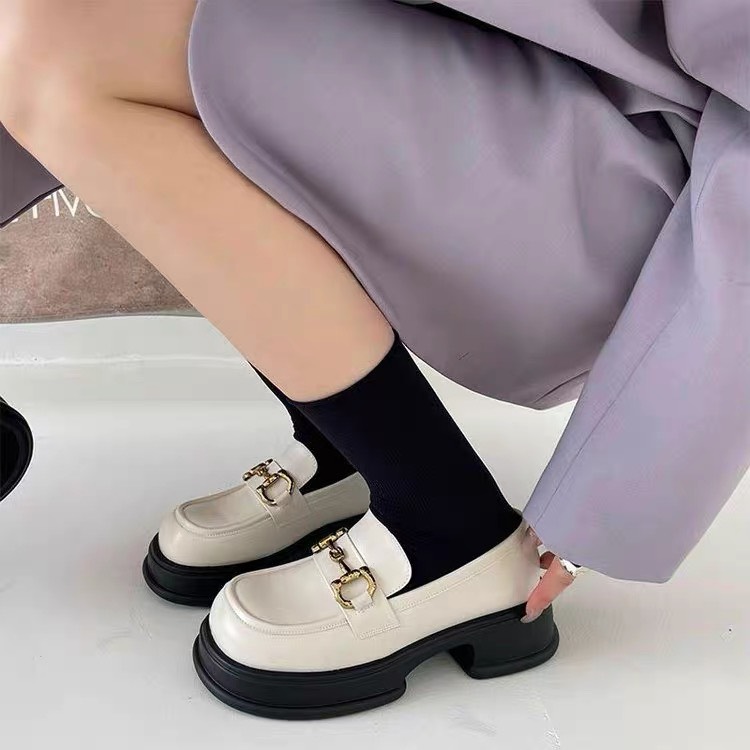 Giày nữ Đốc Khóa Vát Ngang da lì, Thời Trang (GiàyBiBi)