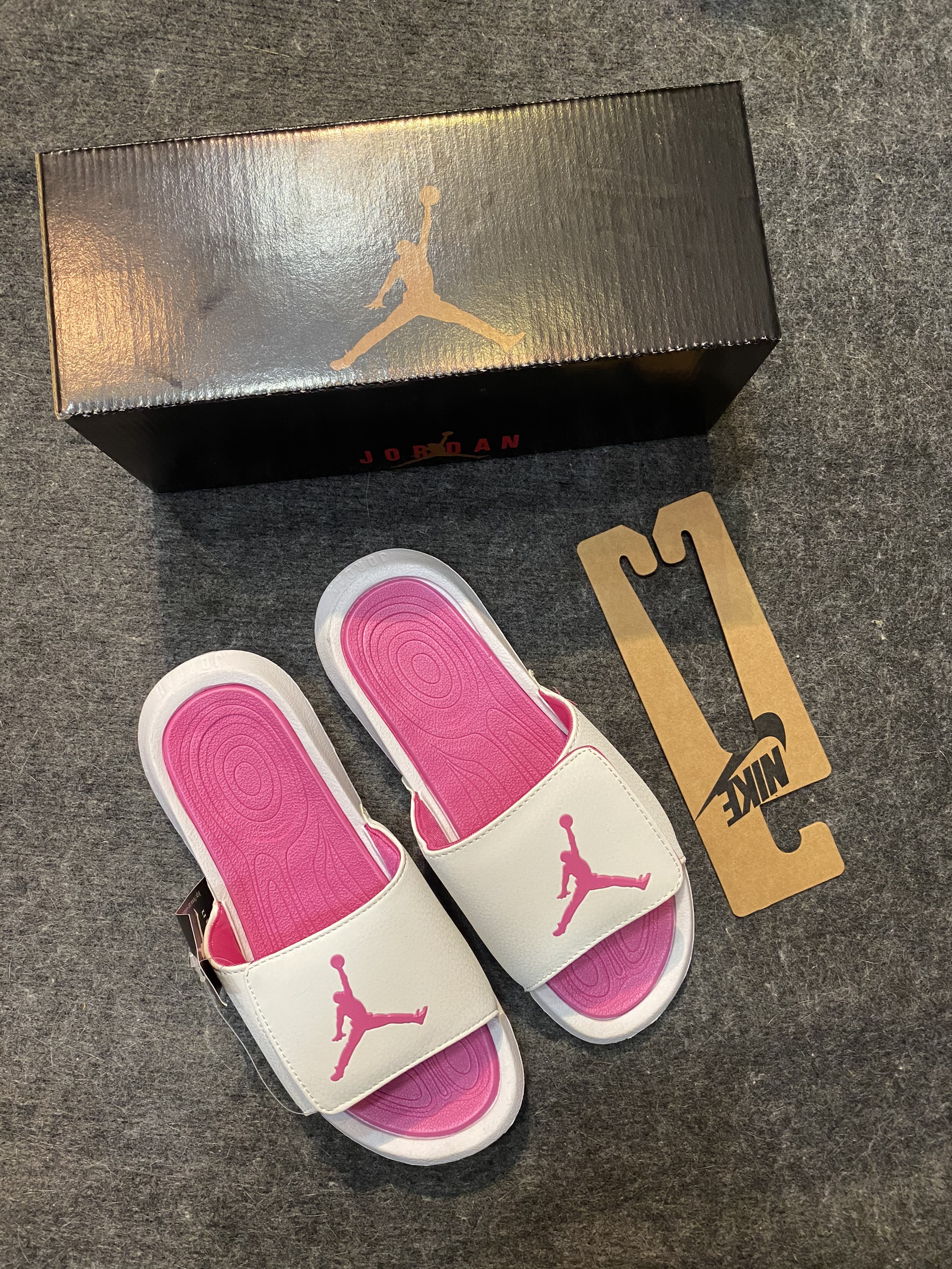 Dép Jordan 6 Nữ  - Trắng Hồng
