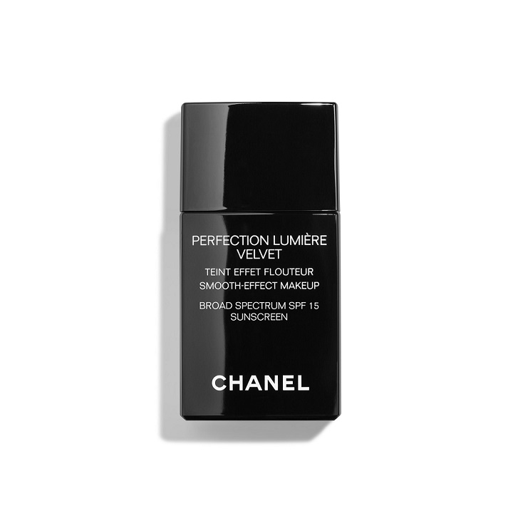 Kem nền Chanel Perfection Lumiere Velvet 20 Beige SPF 15