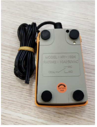 Công tắc bàn đạp HY-102N Hanyoung