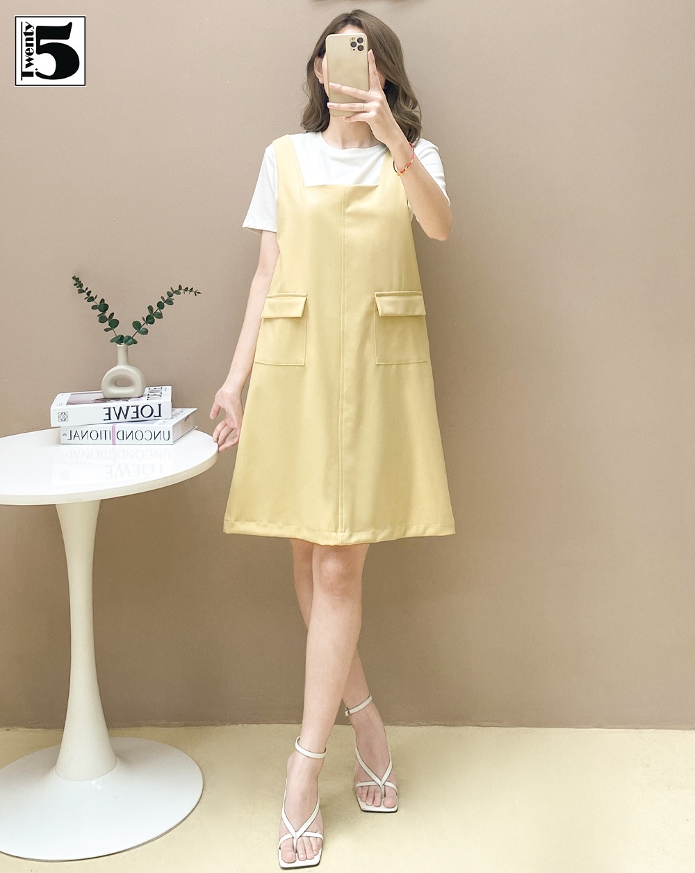 Yếm suông 2 túi ốp cổ vuông Twenty.Five SY5