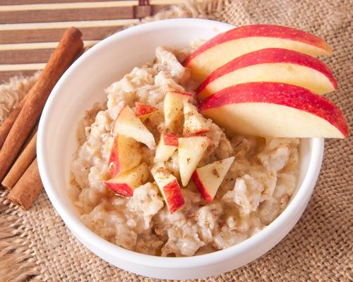 : YẾN MẠCH QUAKER CÁN VỠ THÙNG 4,5KG