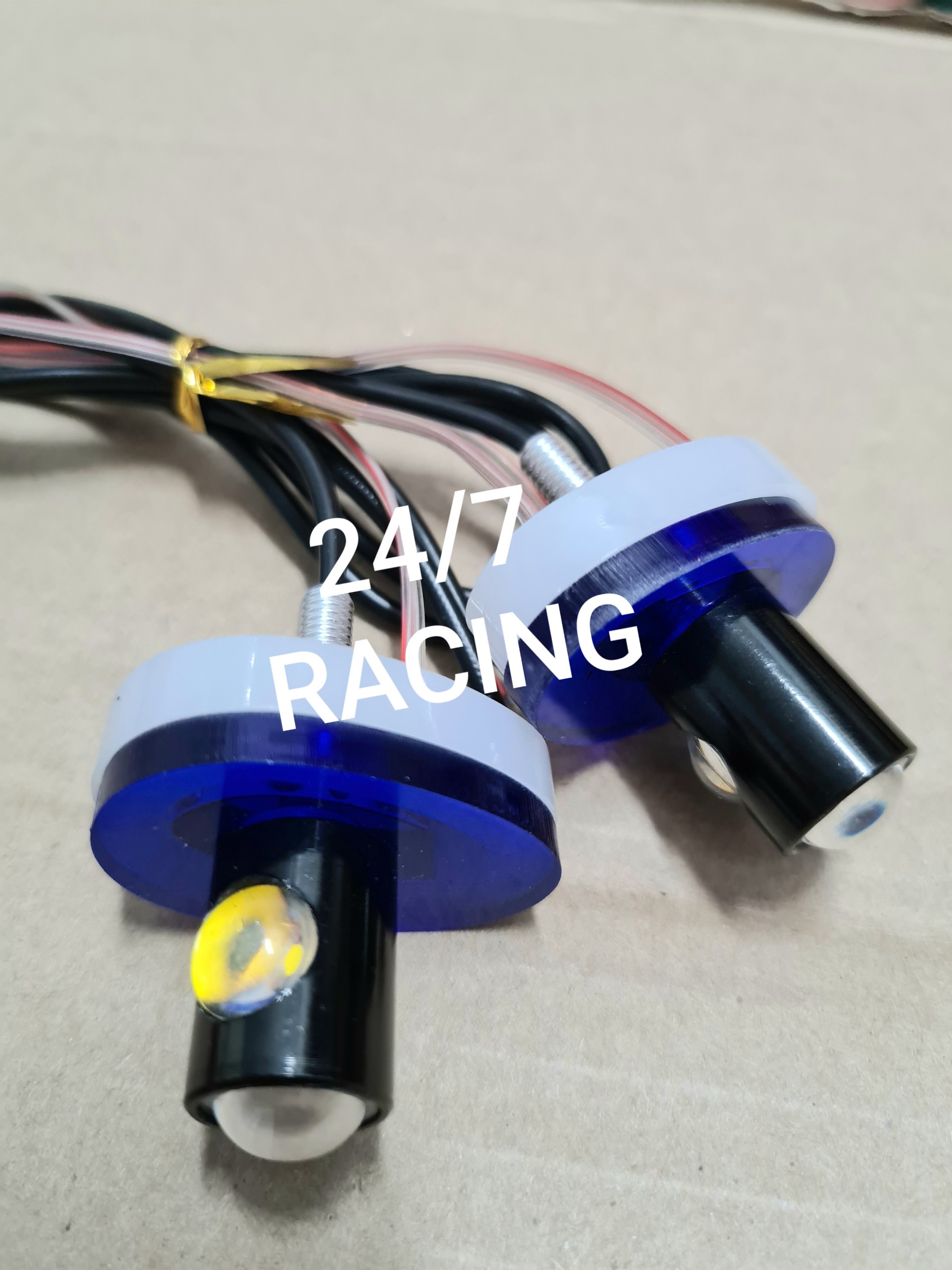 đèn led xinhan 2 tầng gắn mọi loại xe máy