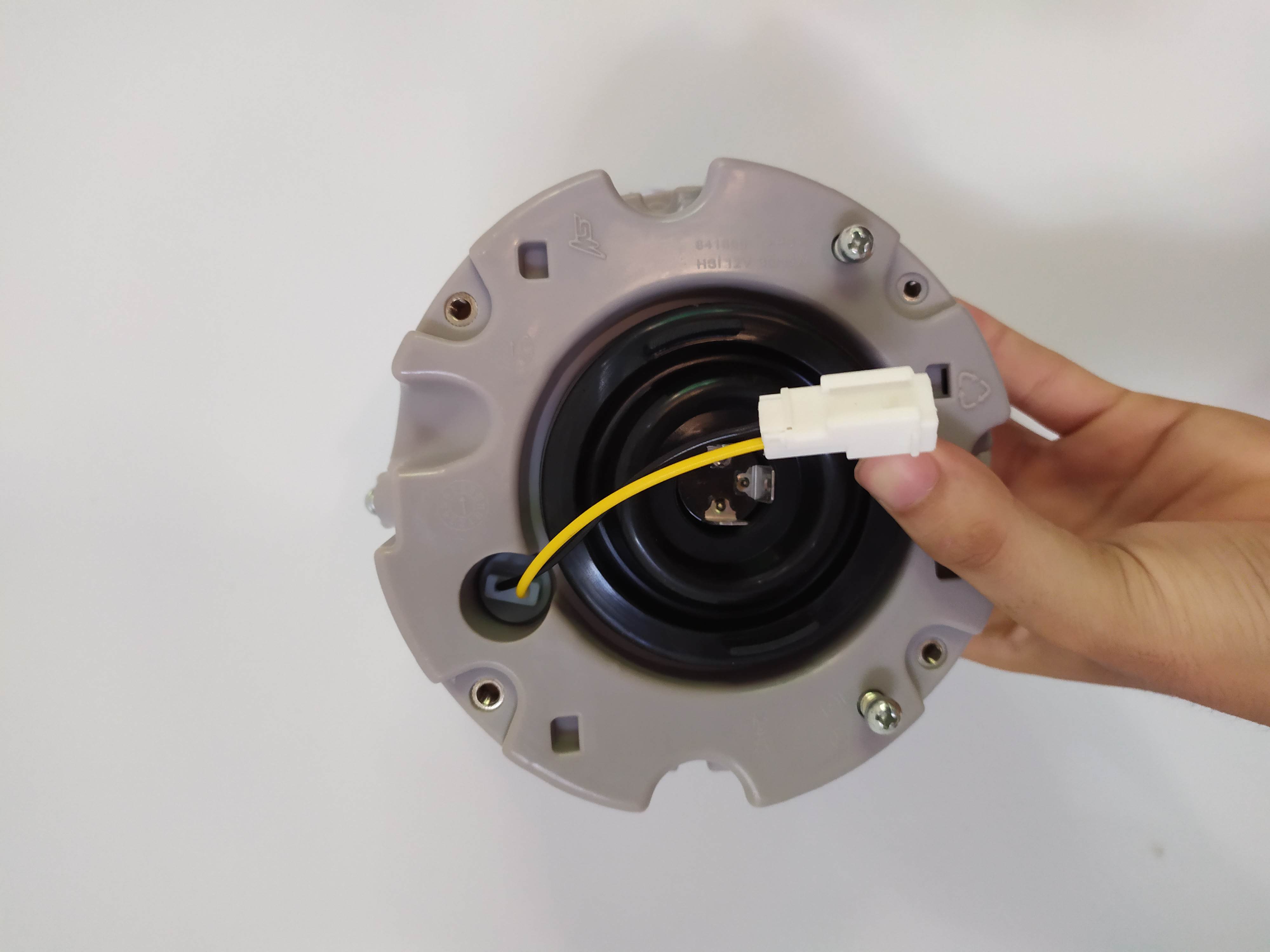 Pha đèn vespa LX tròn loại bóng halogen