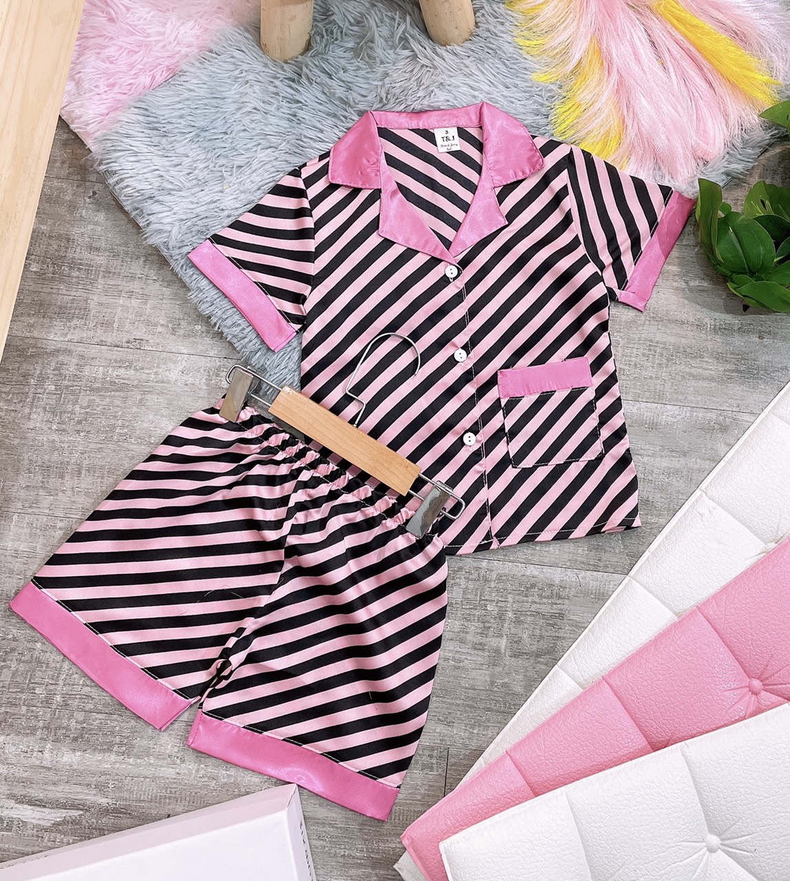 bộ pizama lụa satin cho bé 9-21kg