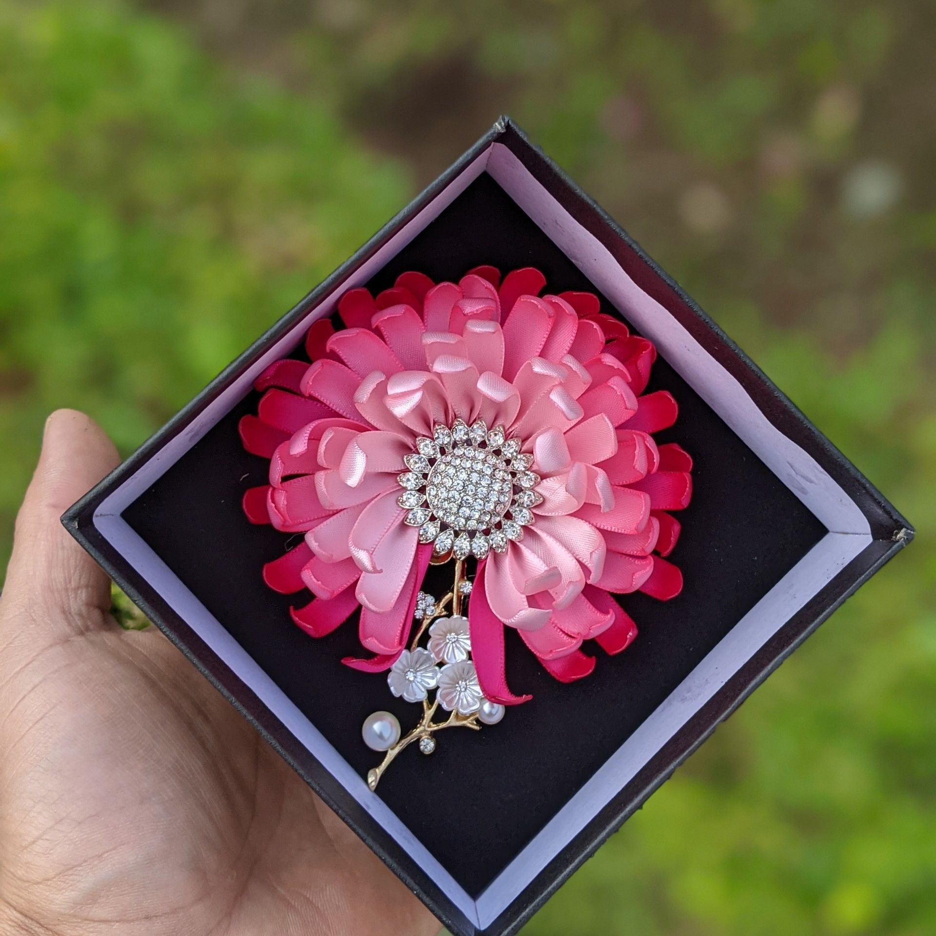 [ Hàng Thiết Kế ] Hoa cài áo cúc đại handmade cao cấp